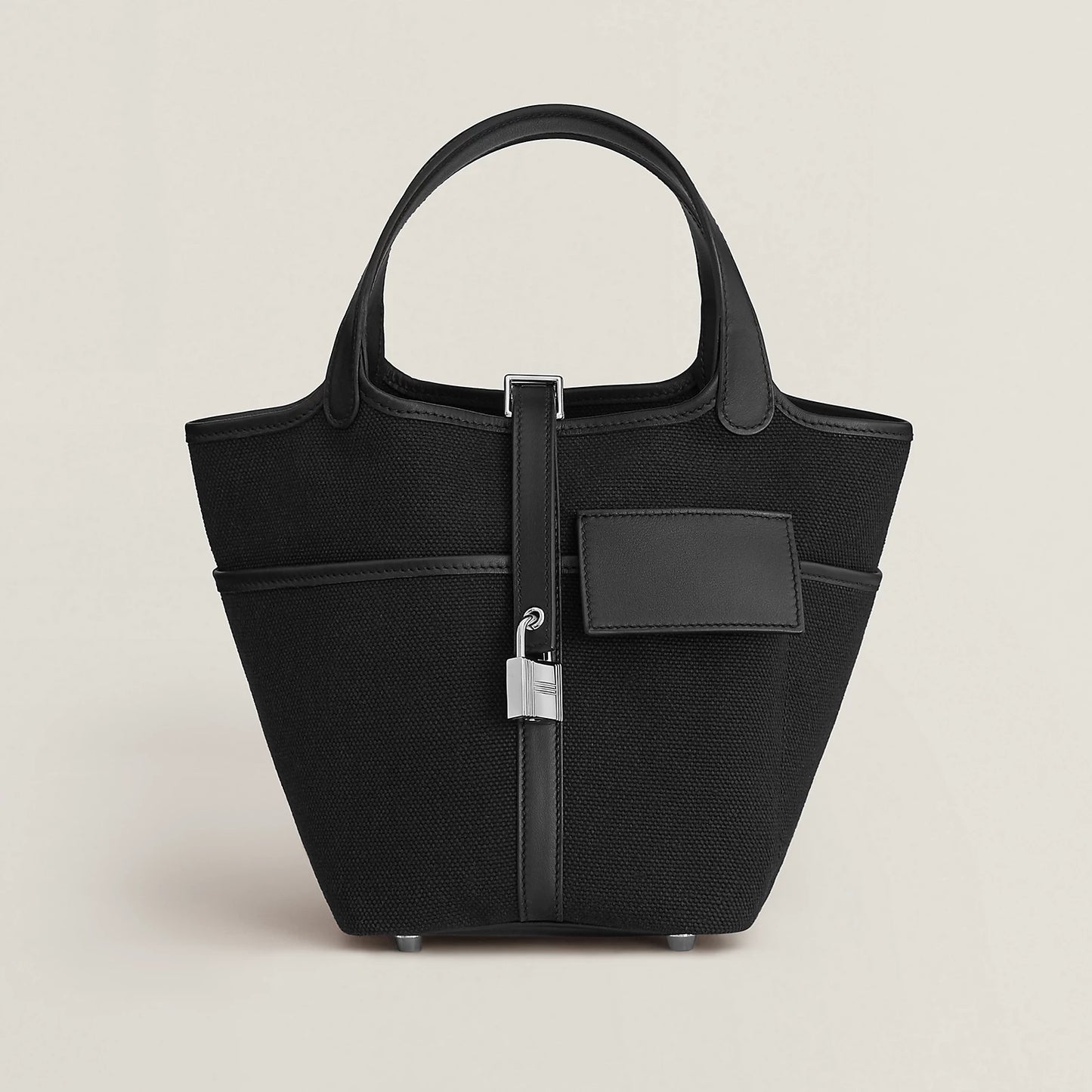 P18 Black PHW