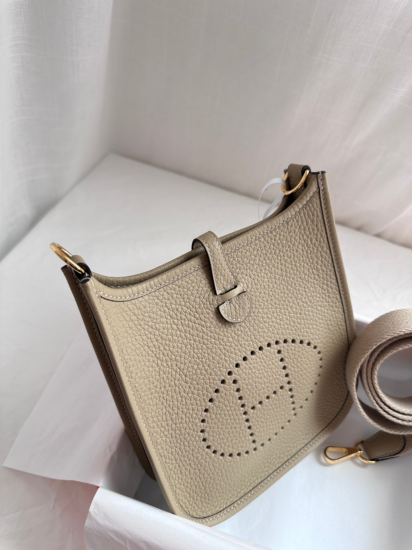 EVELYNE 16 Trench GHW