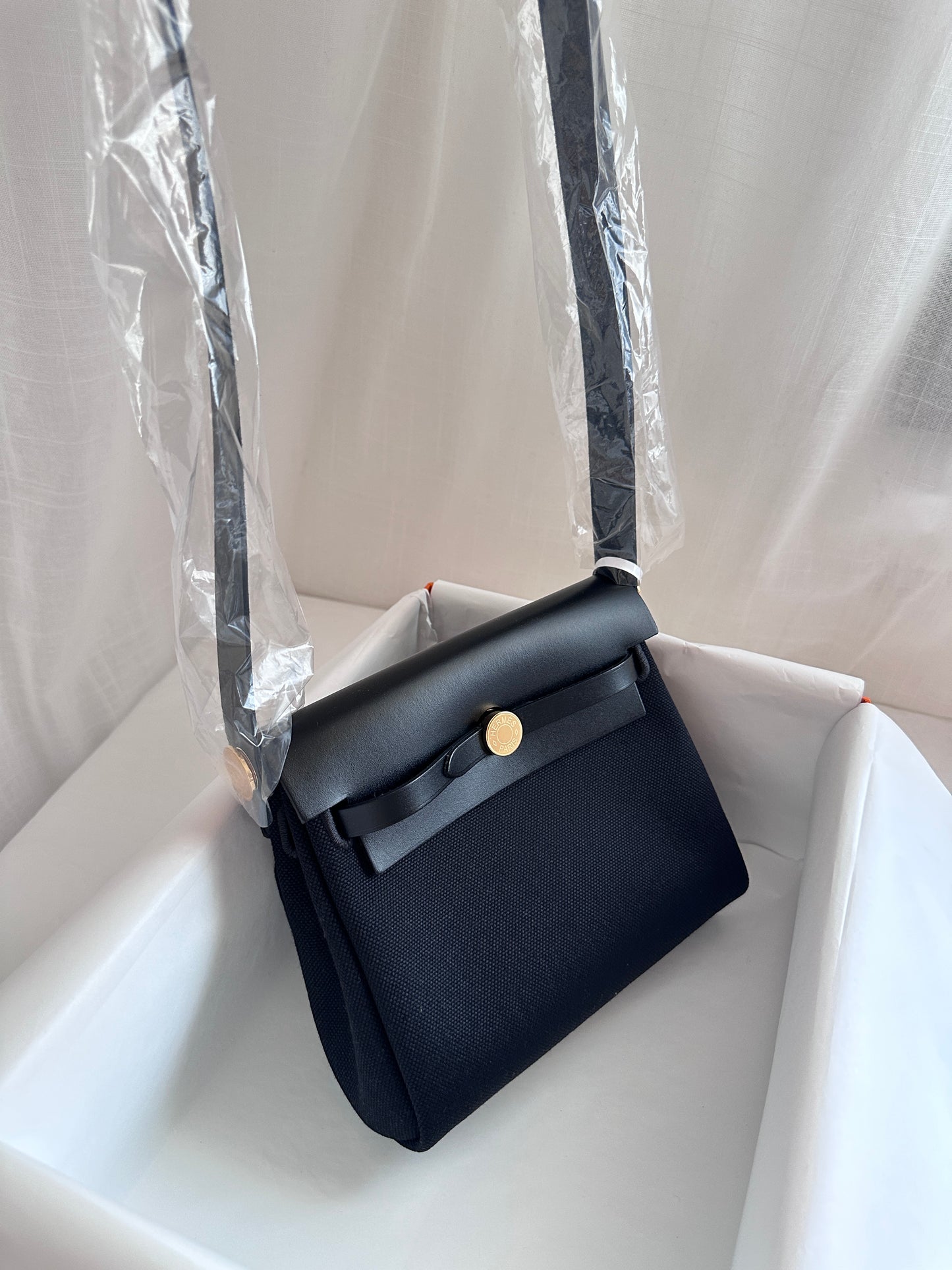 MINI HERBAG Black GHW