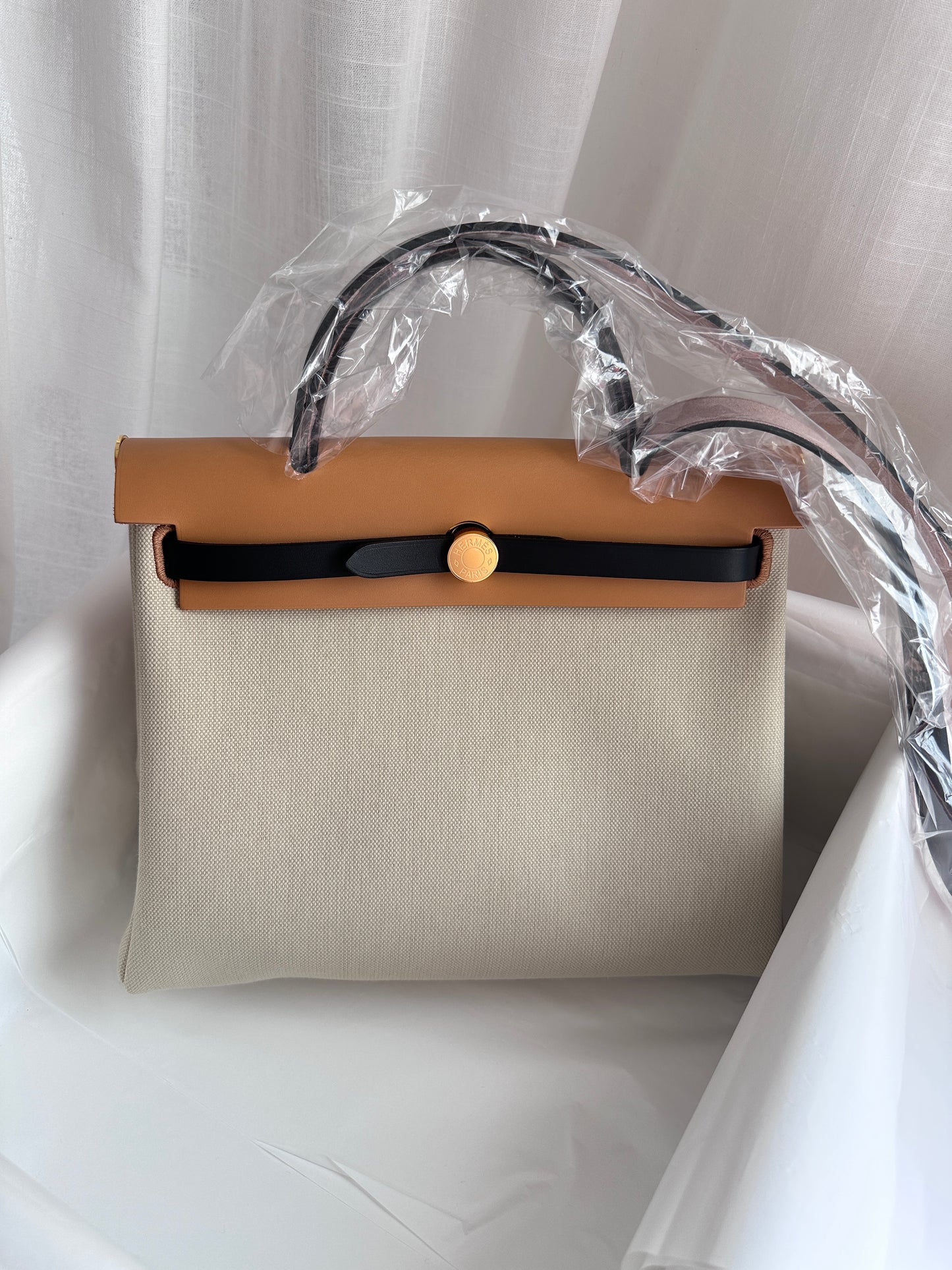 HERBAG 31 Beton/Ebene/Naturel Sable/Black GHW