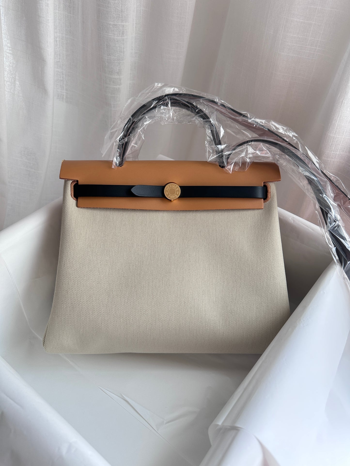 HERBAG 31 Beton/Ebene/Naturel Sable/Black GHW