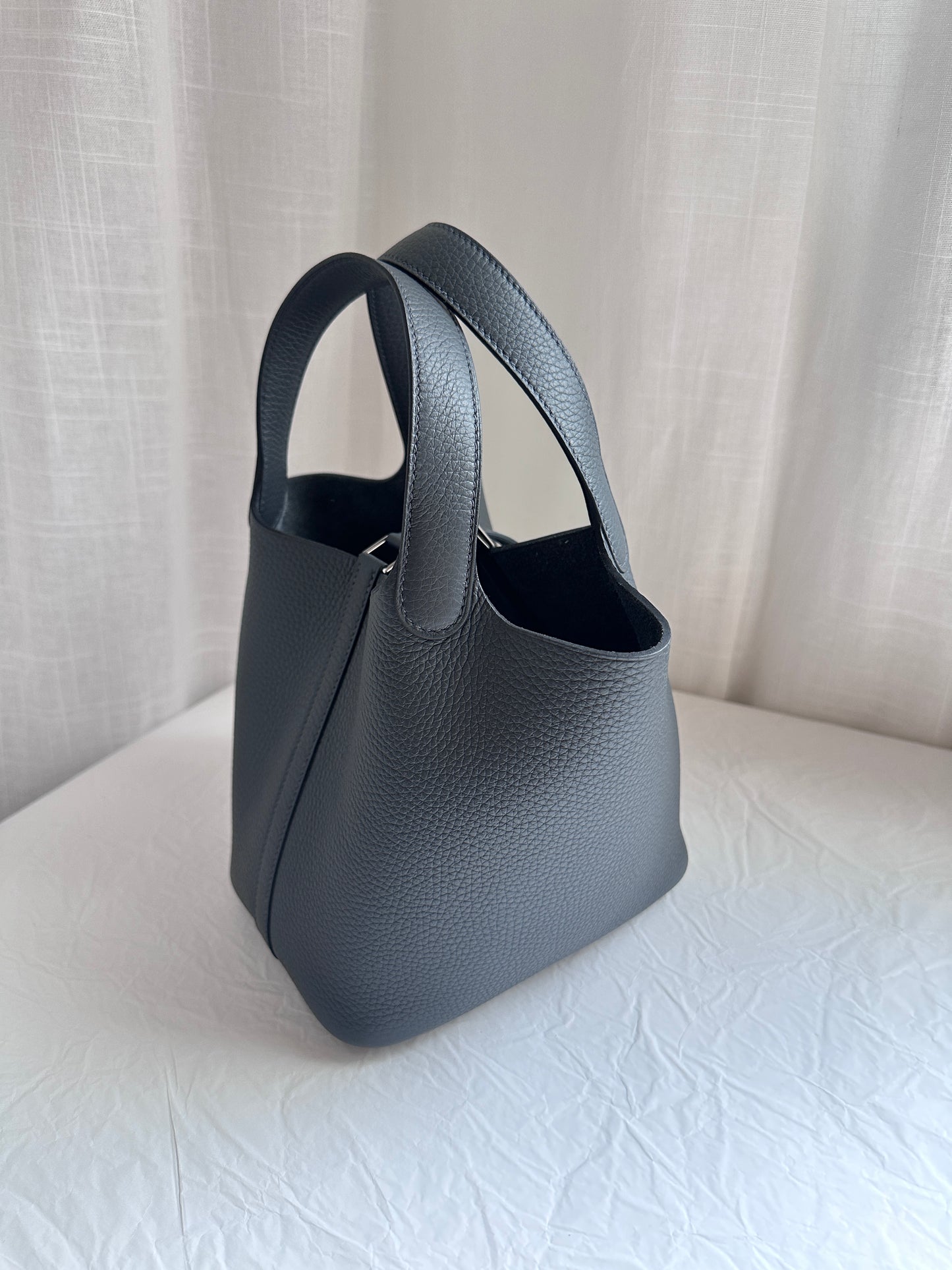 P18 Gris Misty PHW