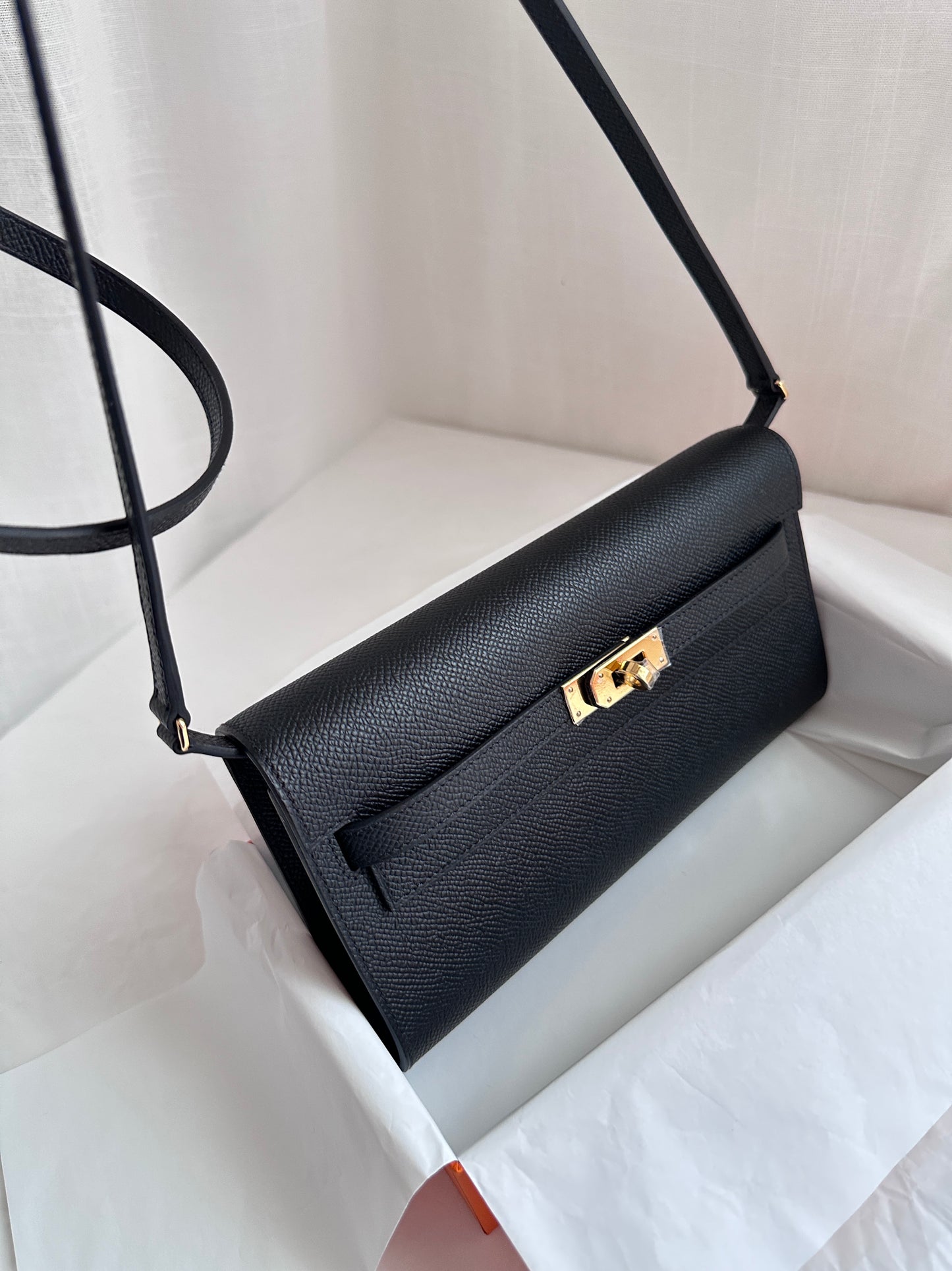 KELLY TO GO Black GHW