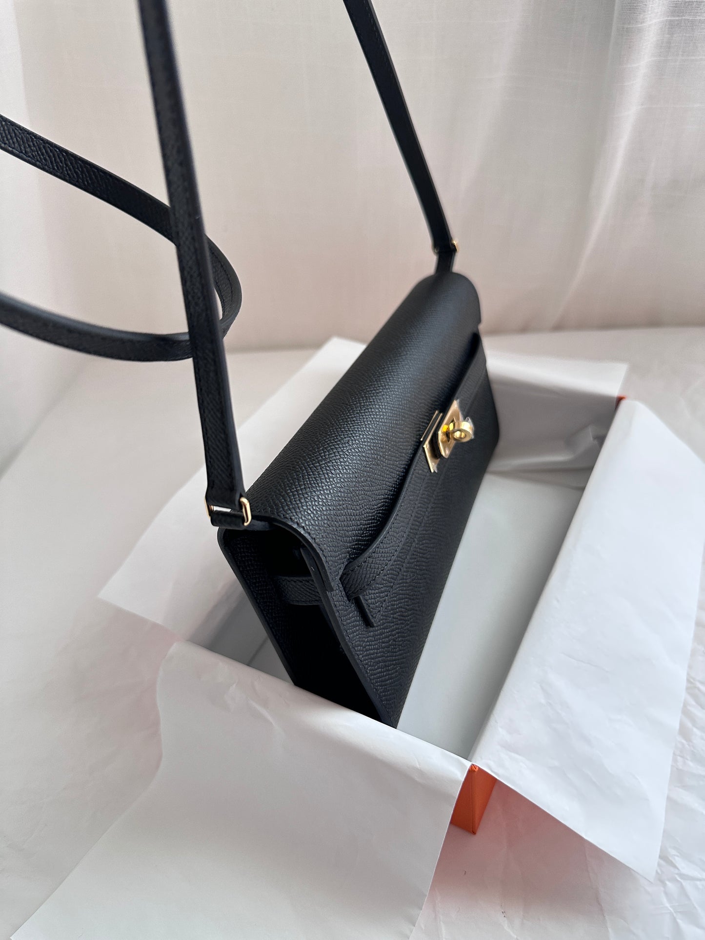 KELLY TO GO Black GHW