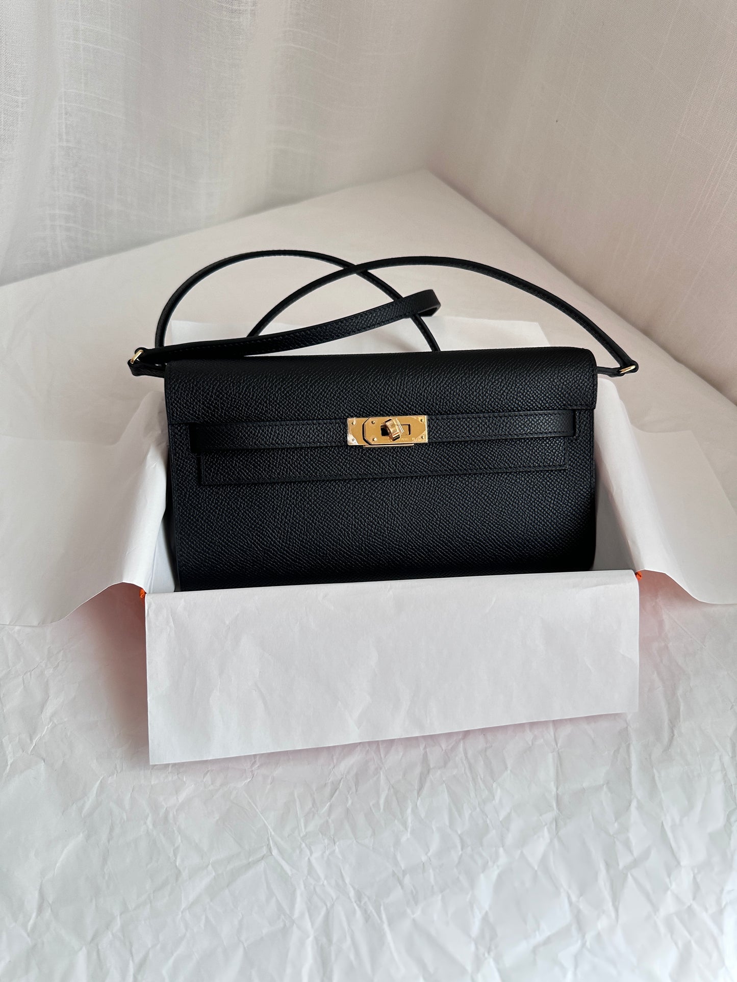 KELLY TO GO Black GHW