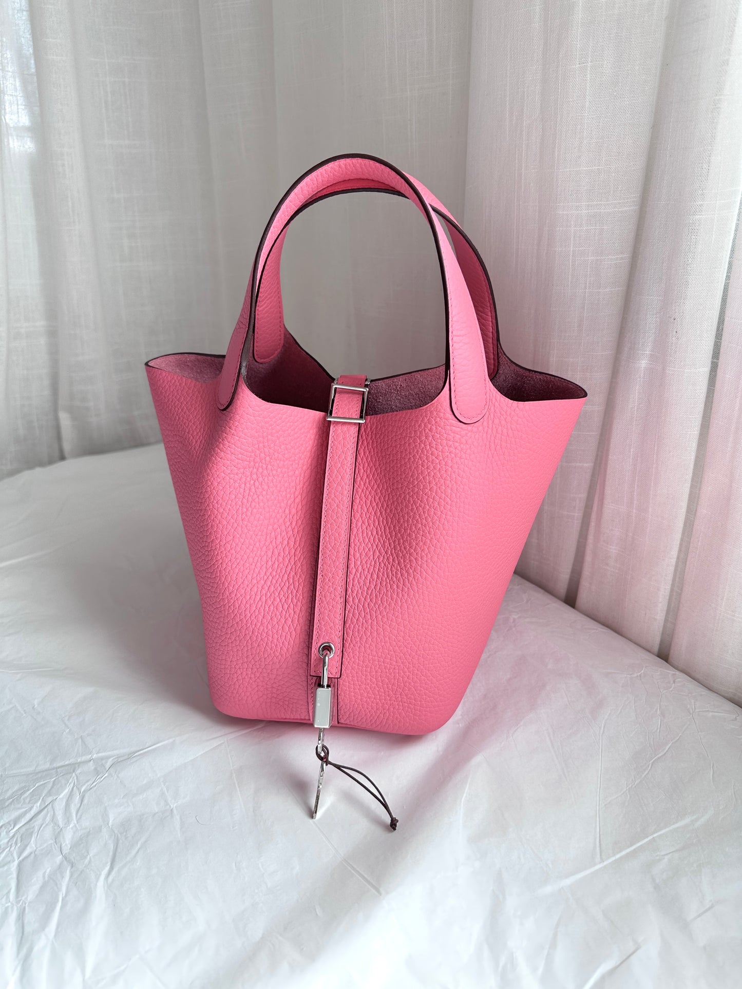 P18 Rosa Azalee PHW