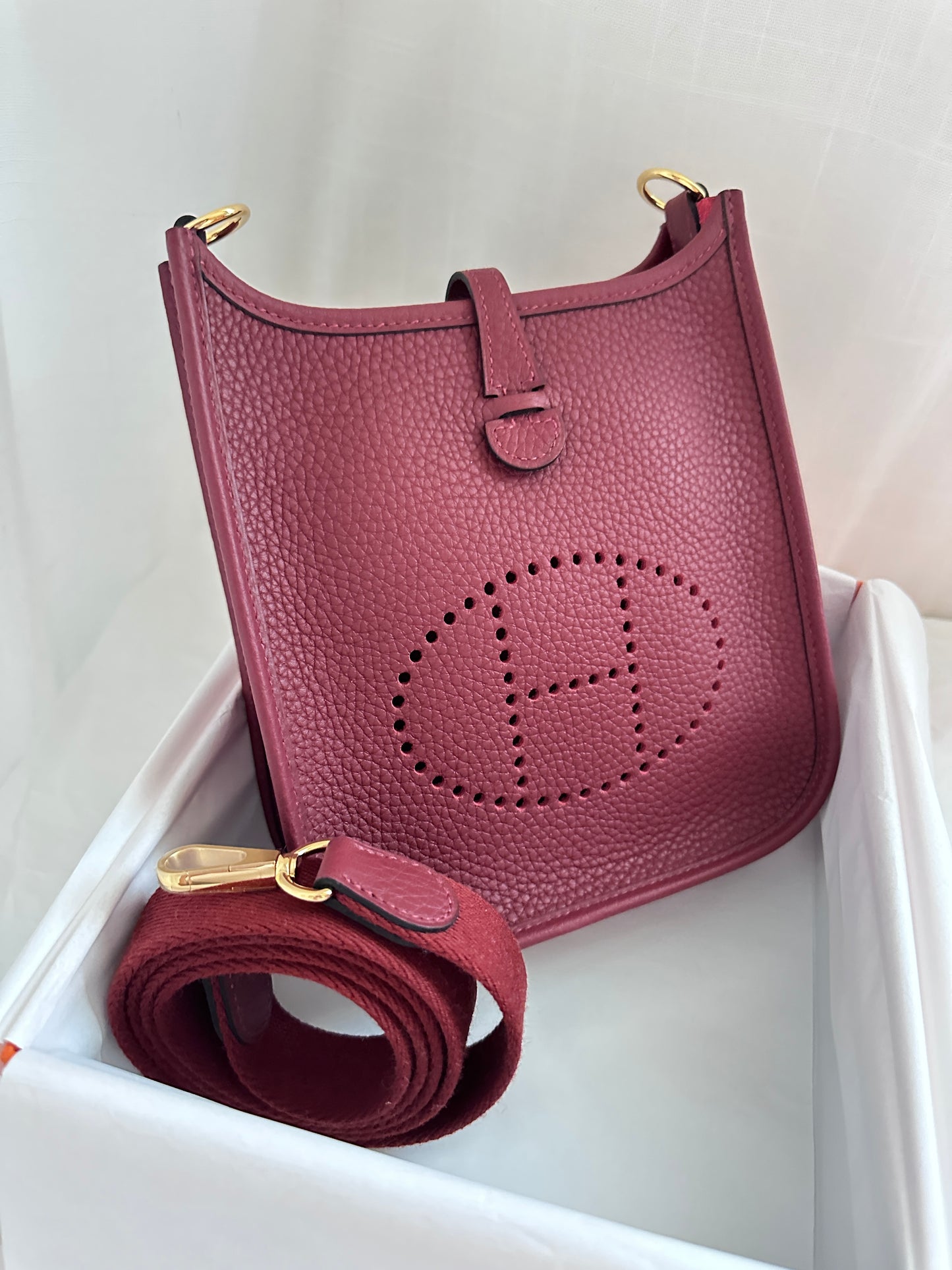 EVELYNE 16 Rouge H GHW