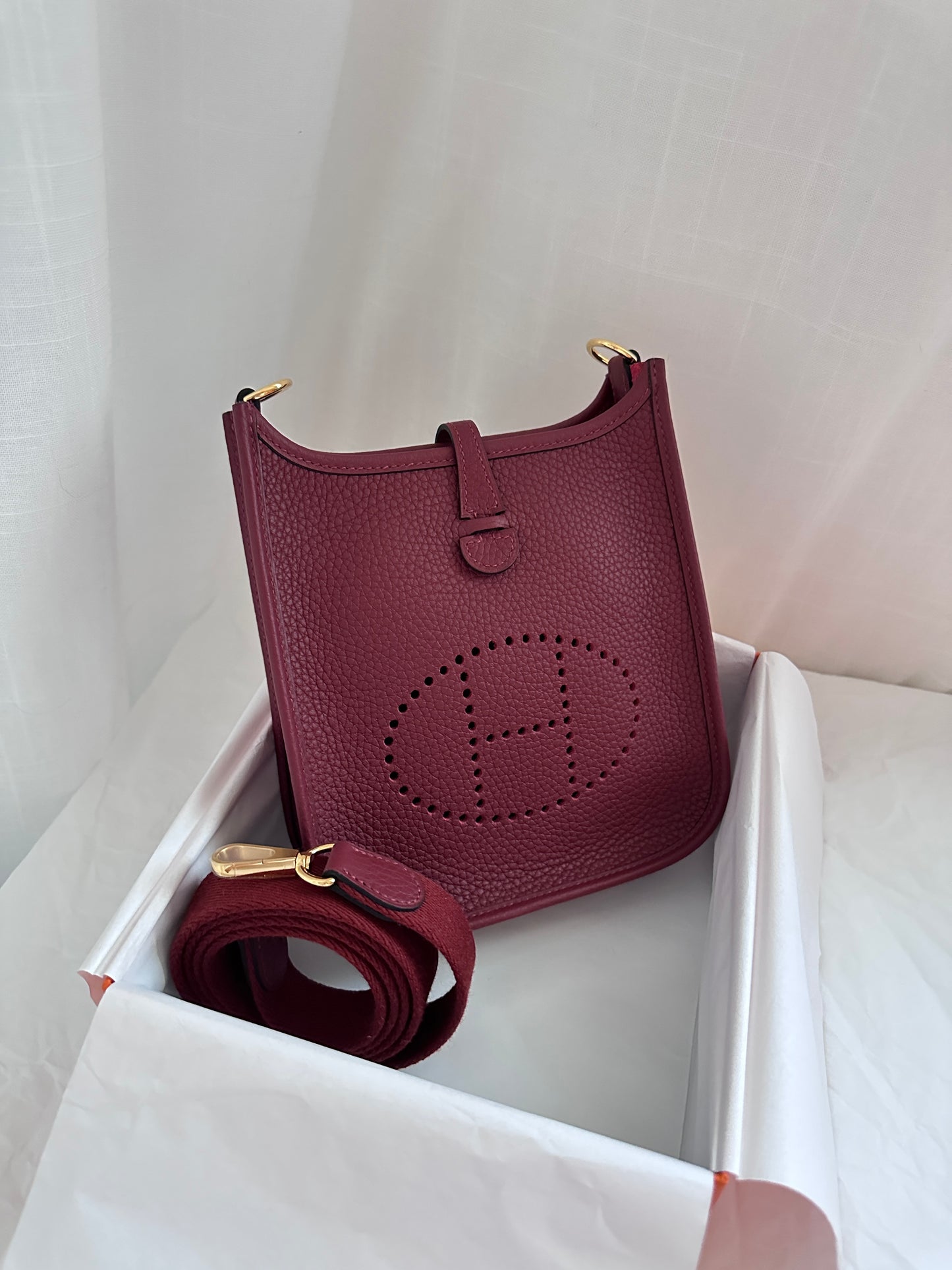 EVELYNE 16 Rouge H GHW