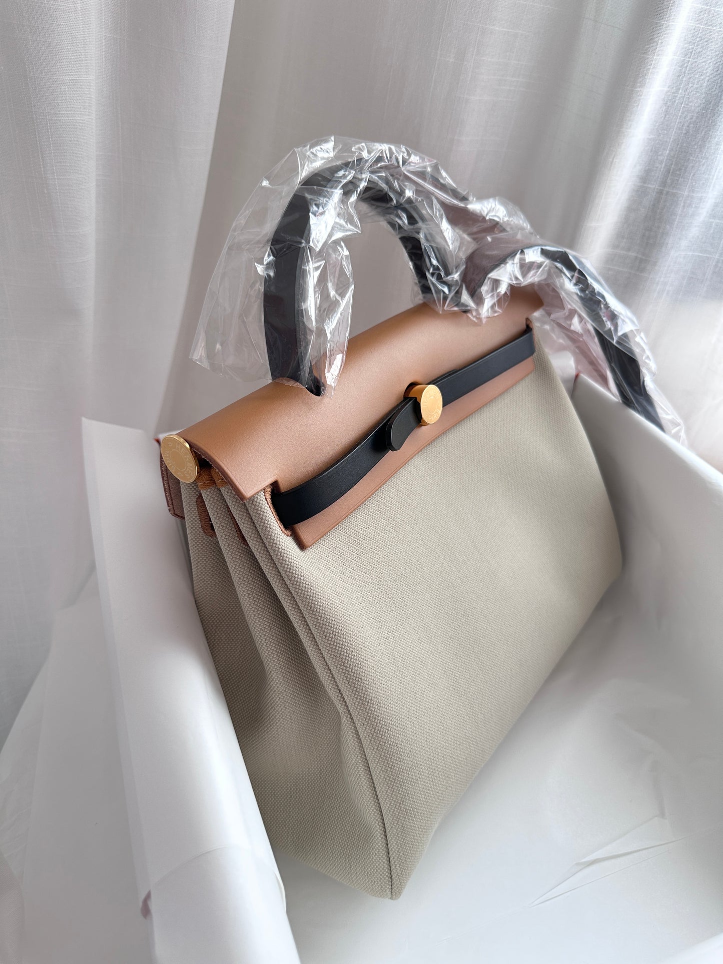 HERBAG 31 Beton/Ebene/Naturel Sable/Black GHW