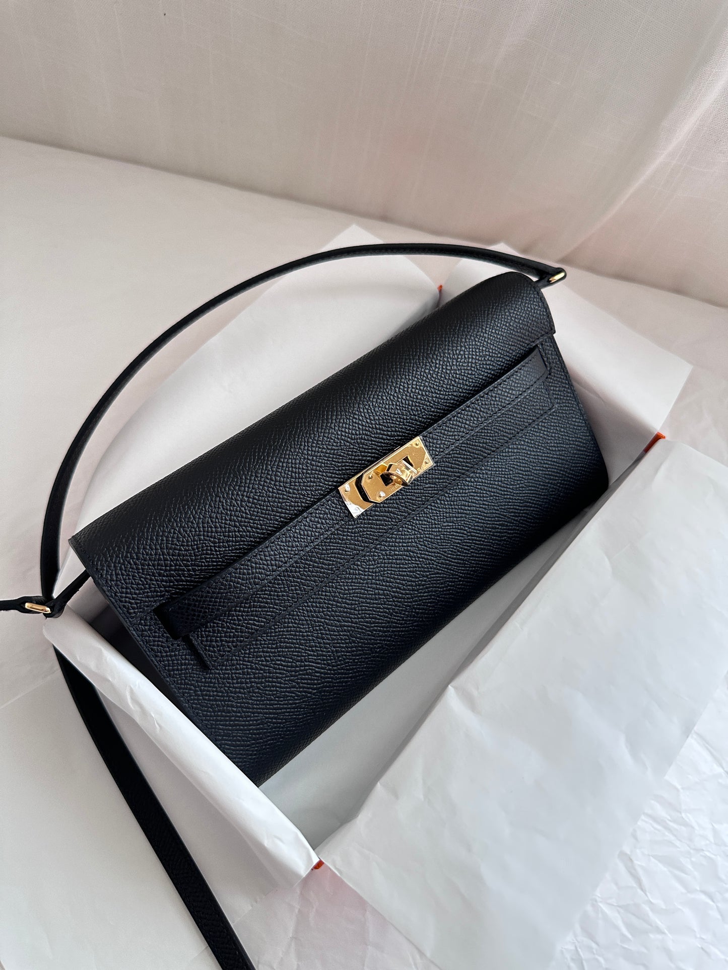 KELLY TO GO Black GHW