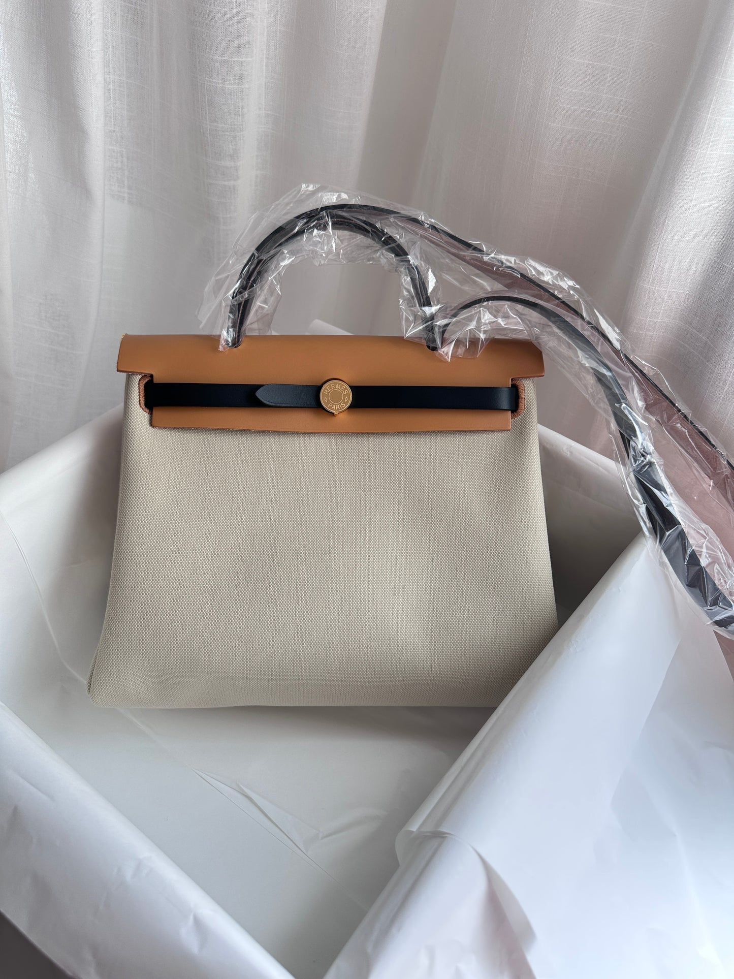 HERBAG 31 Beton/Ebene/Naturel Sable/Black GHW
