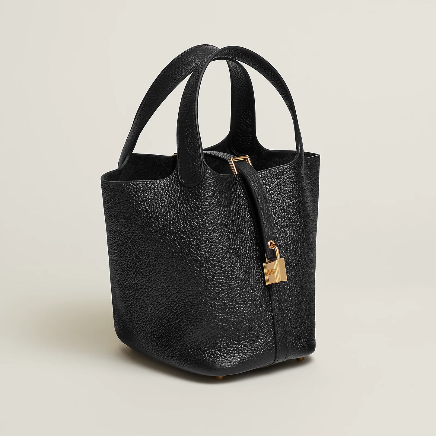 P18 Black GHW