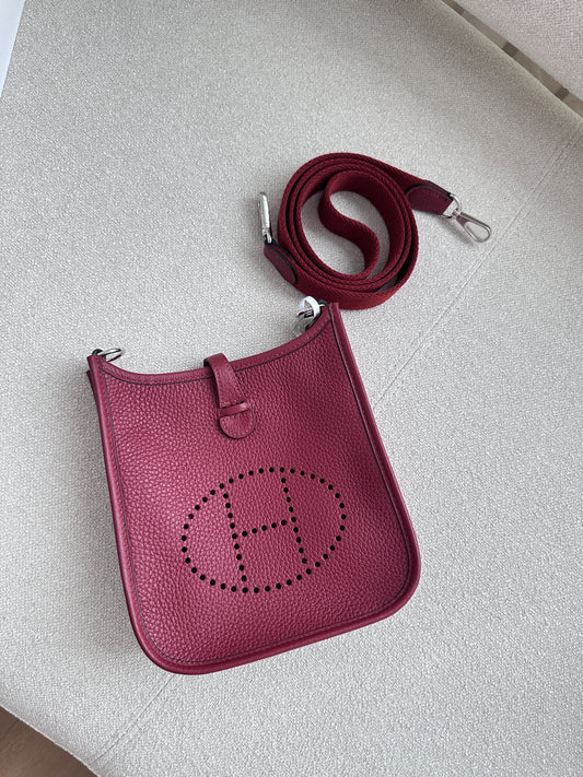 EVELYNE 16 Rouge H PHW