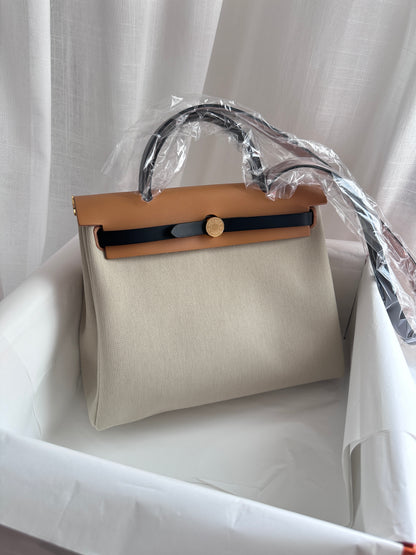 HERBAG 31 Beton/Ebene/Naturel Sable/Black GHW