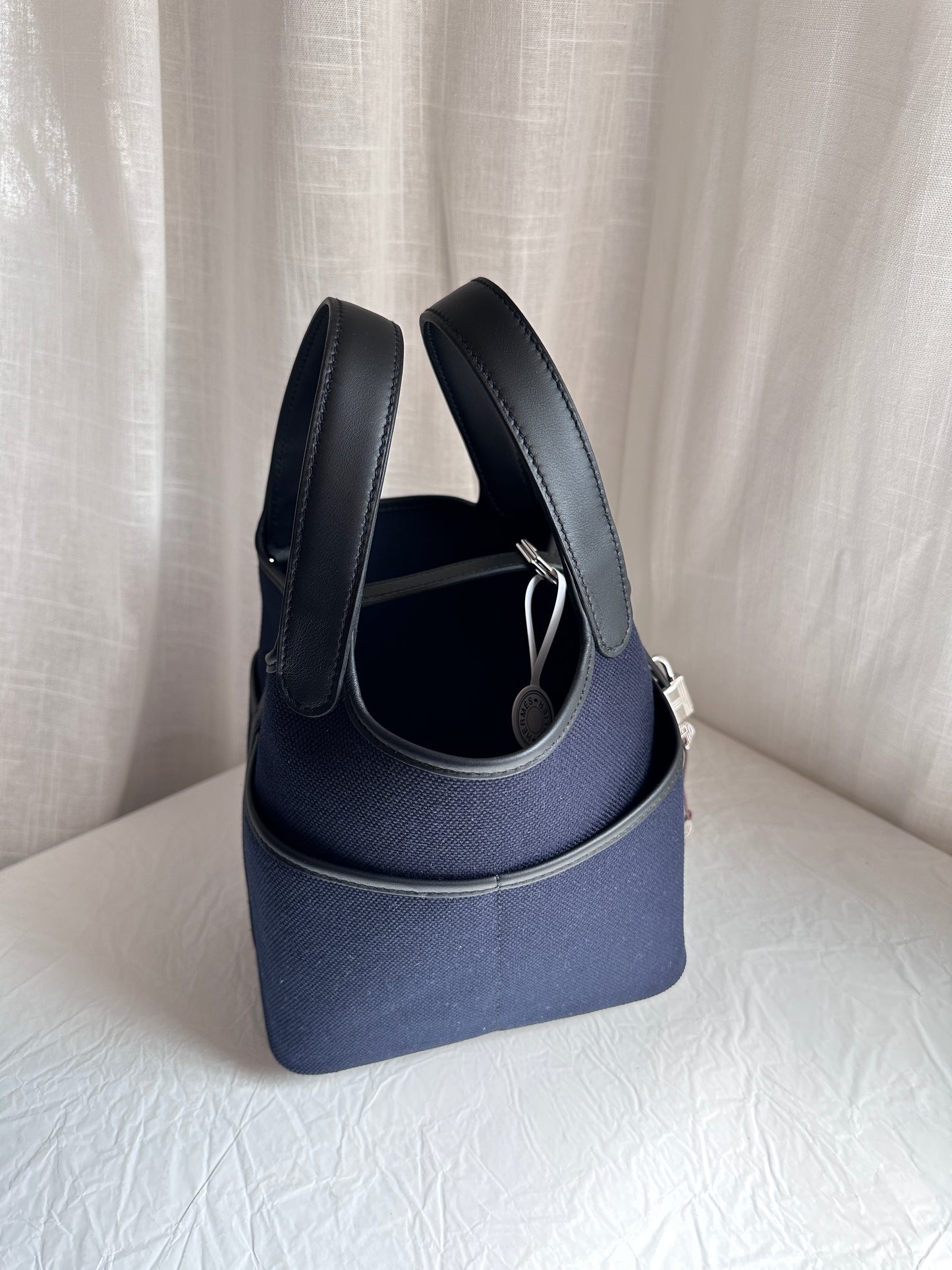 P18 Blue Marine/Black PHW