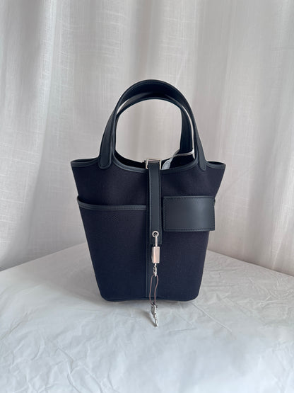 P18 Black PHW
