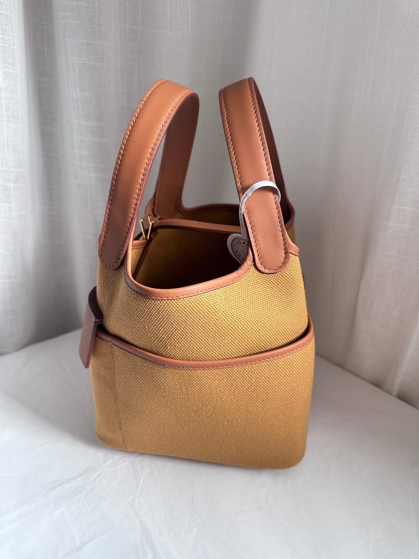 P18 Désert/Gold GHW