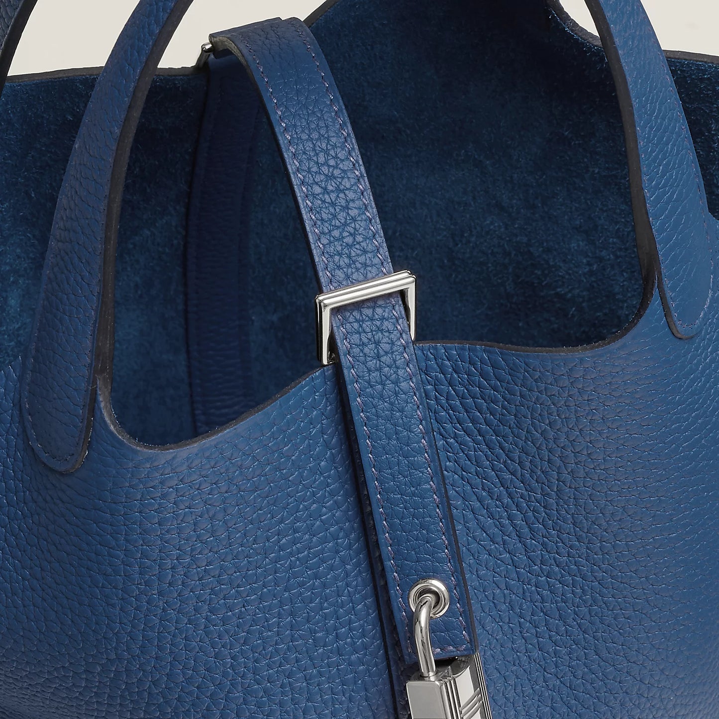 P18 Blue Tie PHW