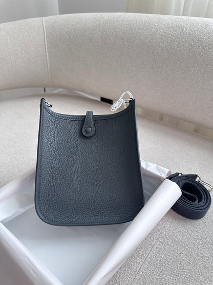 EVELYNE 16 Gris Misty PHW