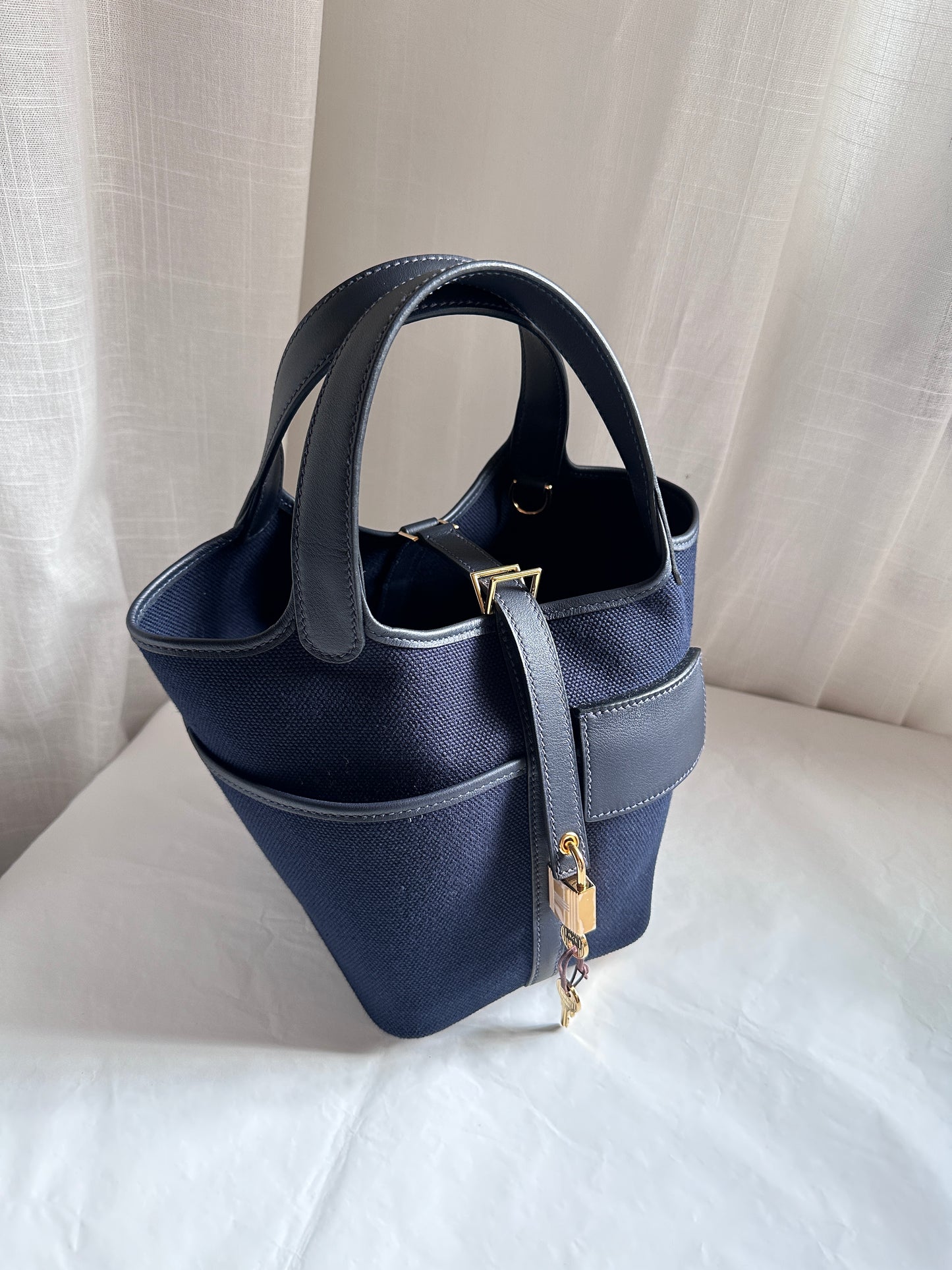 P18 Blue Marine/Caban GHW