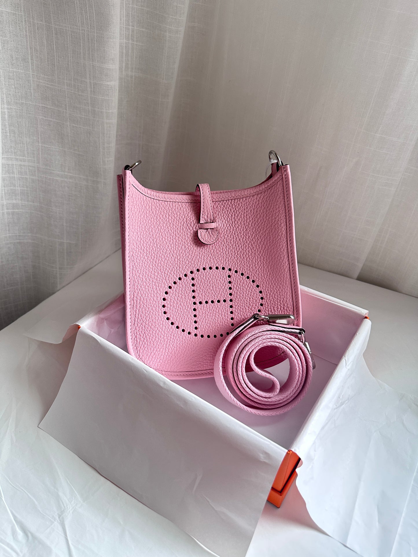 EVELYNE 16 Rose Sakura PHW