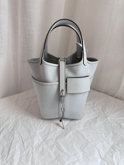 P18 Gris Platine PHW