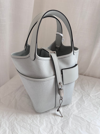 P18 Gris Platine PHW