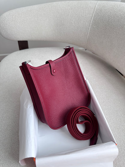 EVELYNE 16 Rouge H PHW
