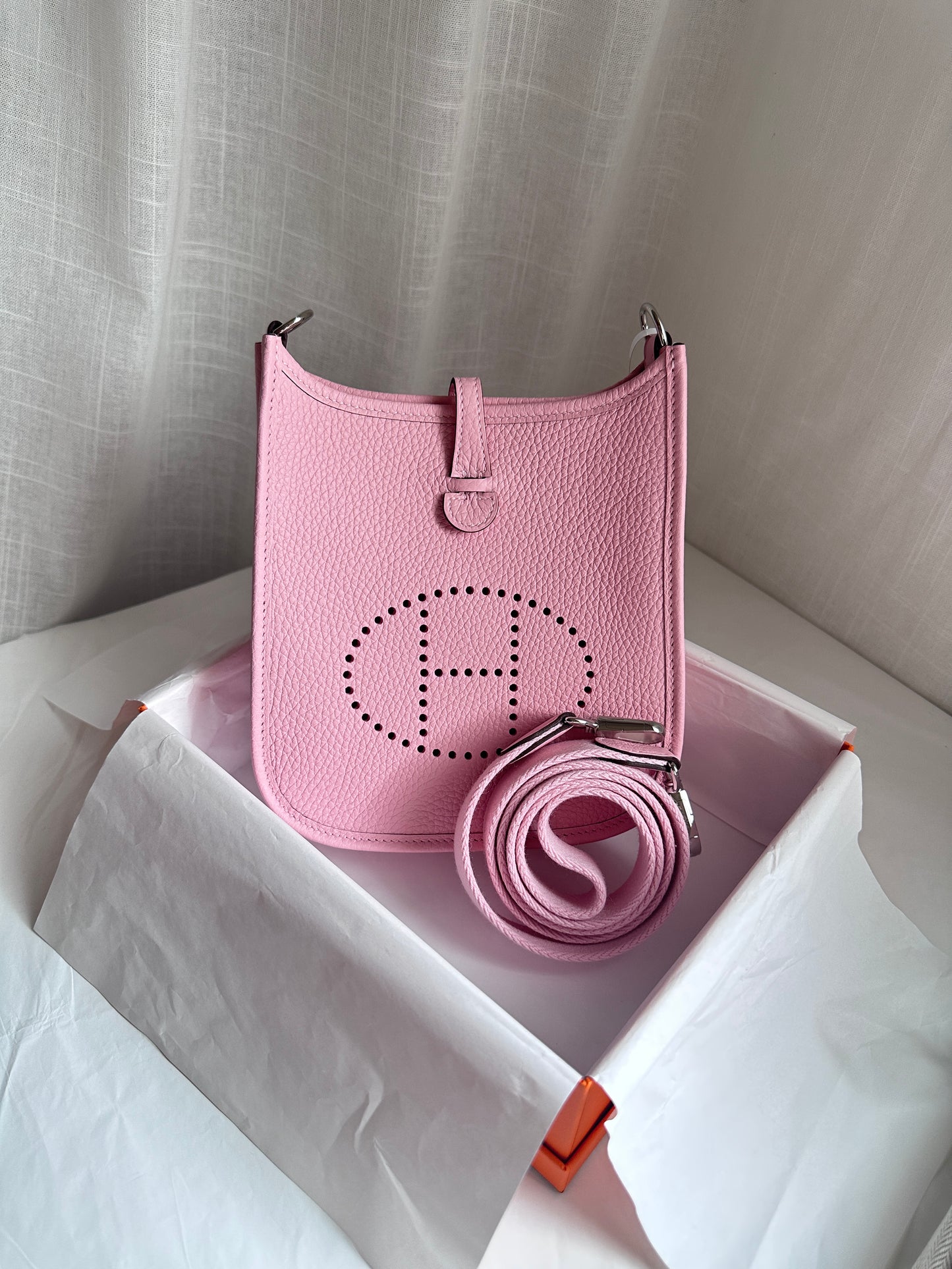 EVELYNE 16 Rose Sakura PHW