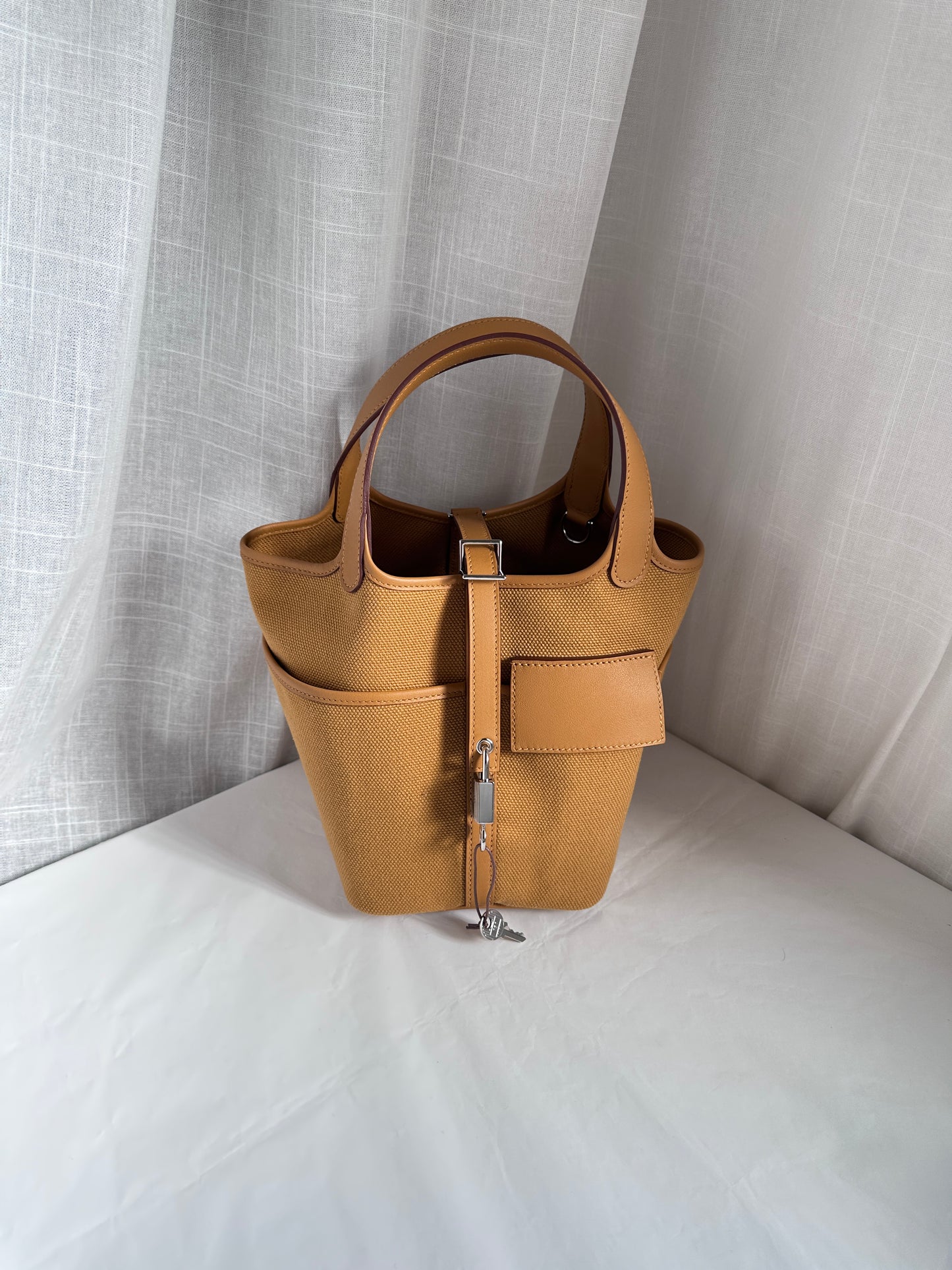 P18 Desert/Sesame PHW