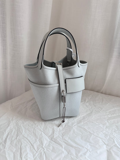 P18 Gris Platine PHW