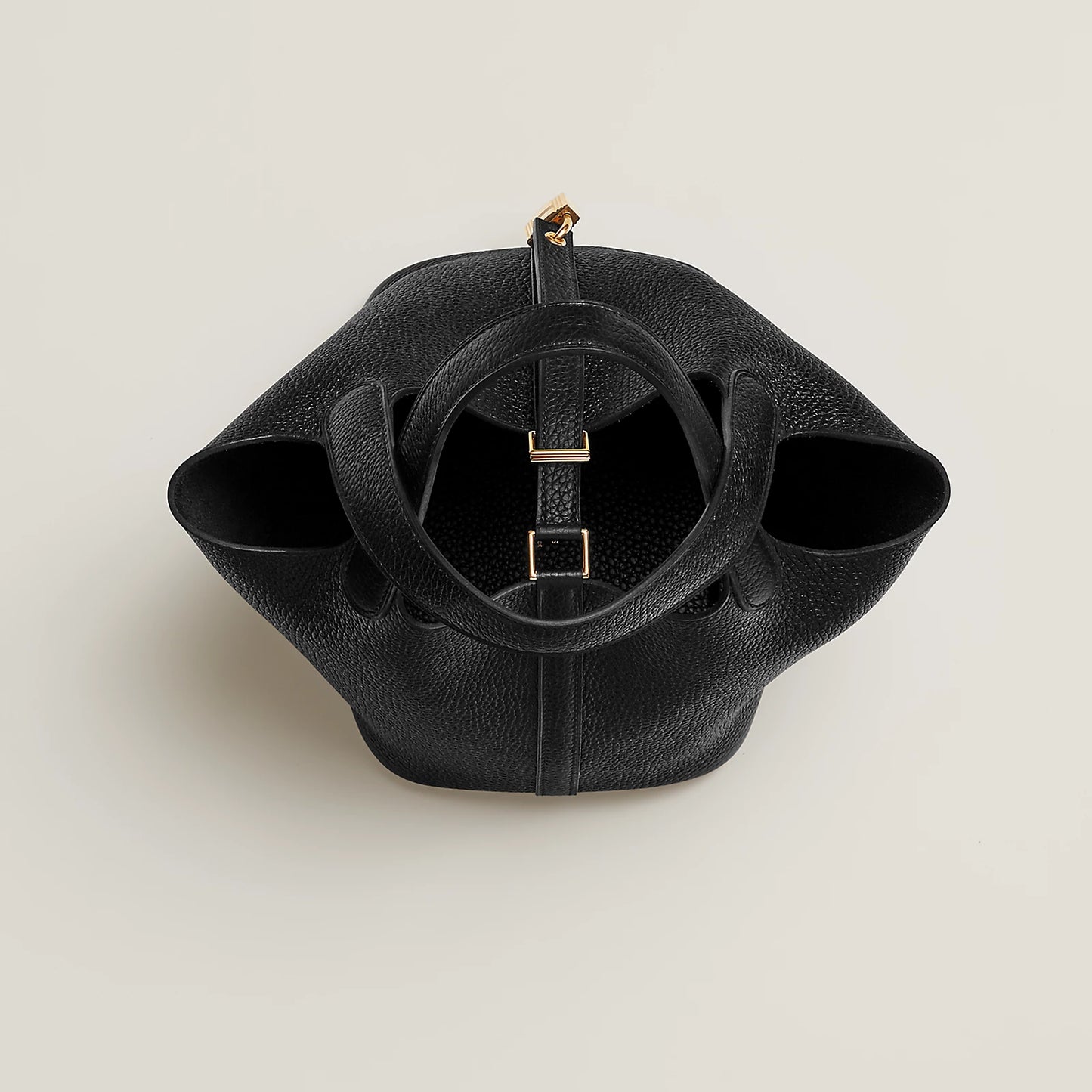 P18 Black GHW