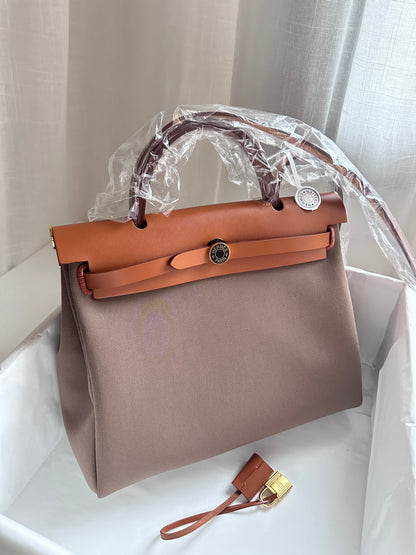 HERBAG 31 Etoupe/Fauve/Ebene LAQUE