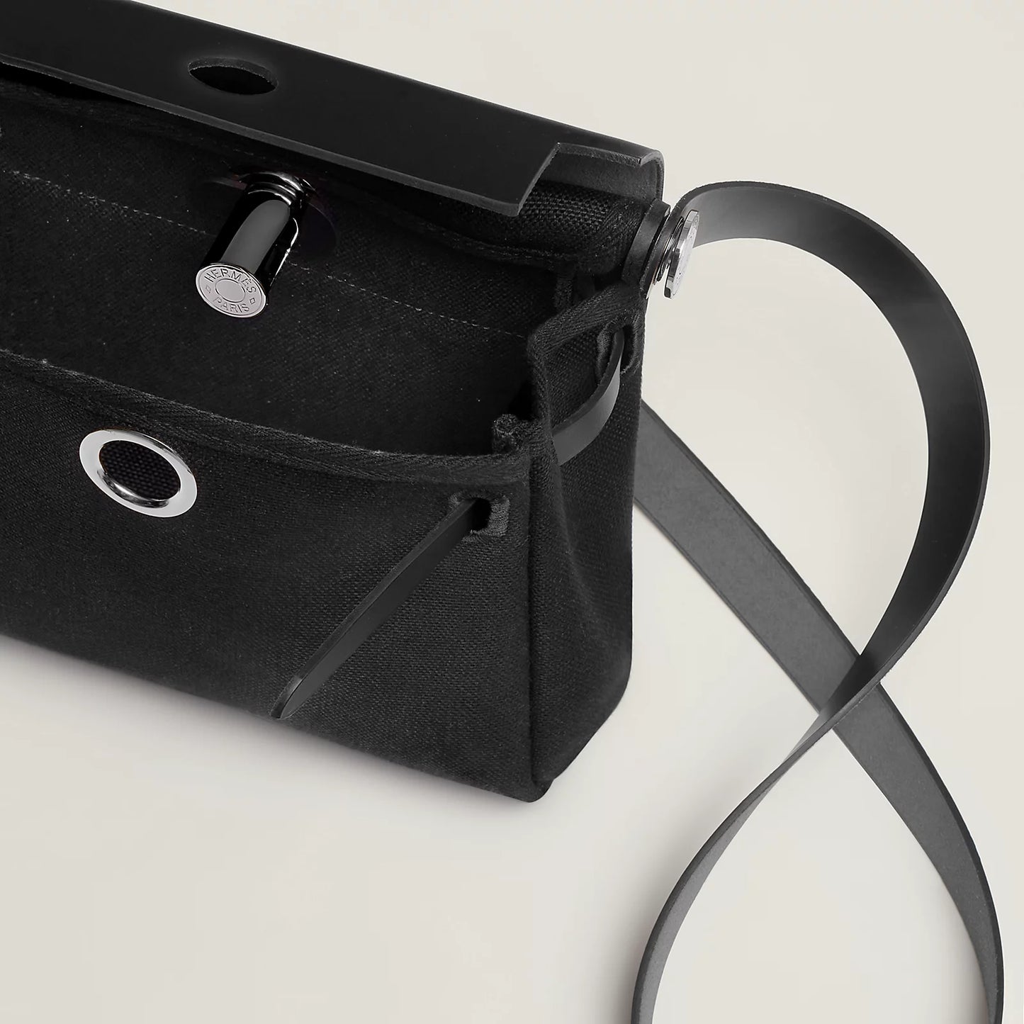 MINI HERBAG Black PHW