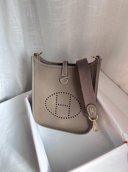 EVELYNE 16 Etoupe/Etoupe GHW