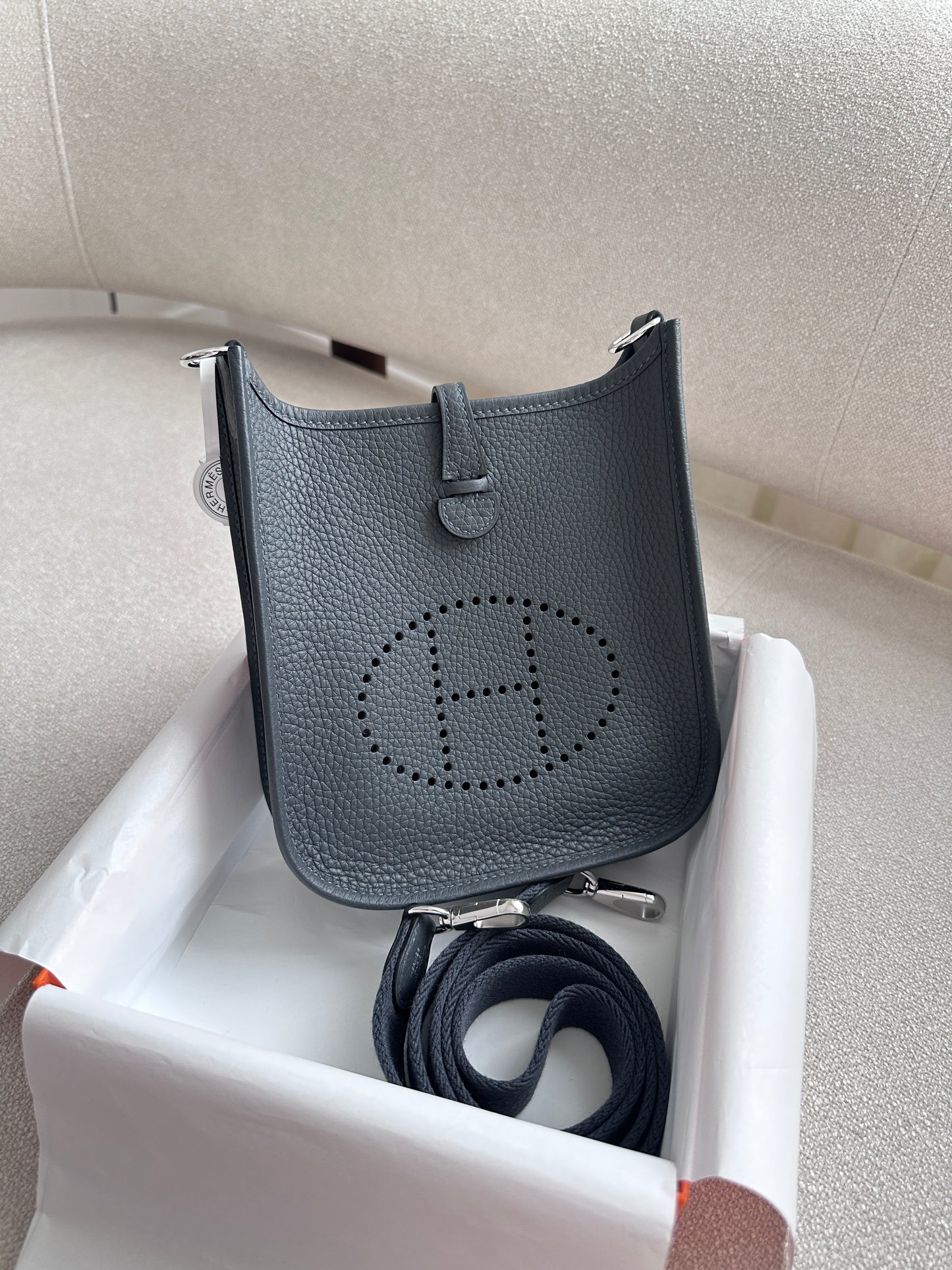 EVELYNE 16 Gris Misty PHW