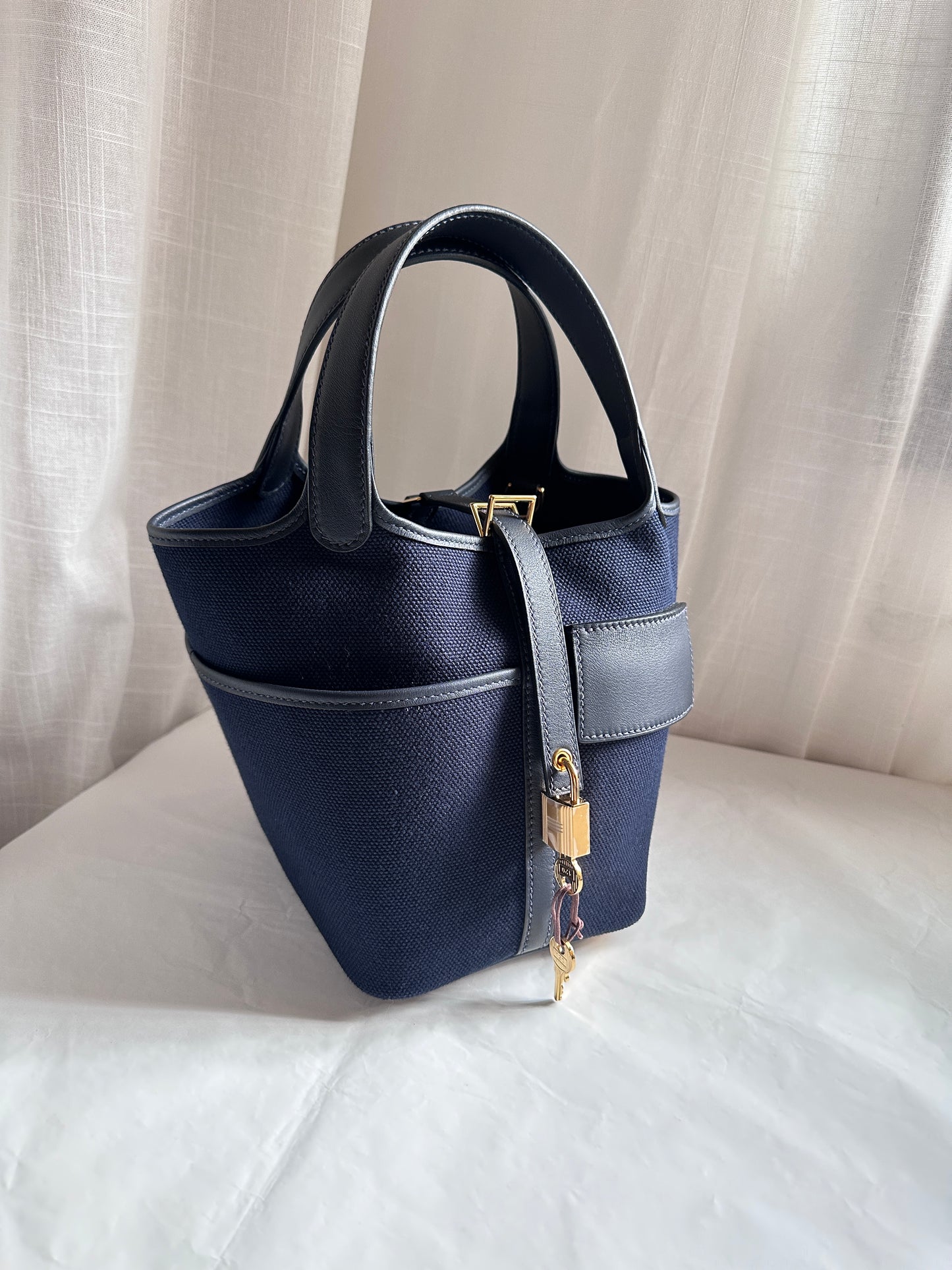 P18 Blue Marine/Caban GHW