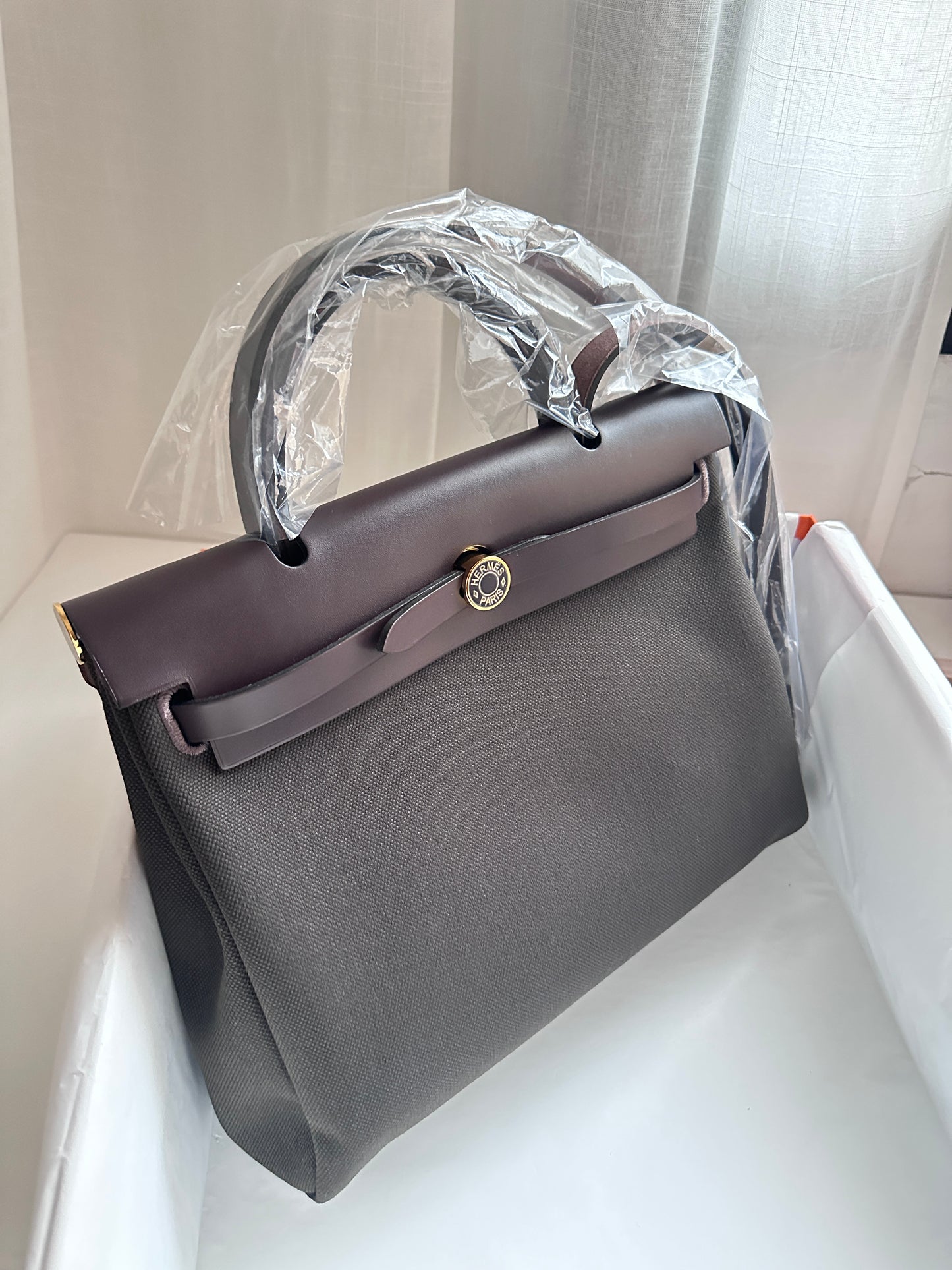 HERBAG 31 Dark Bronze/Ebene LAQUE