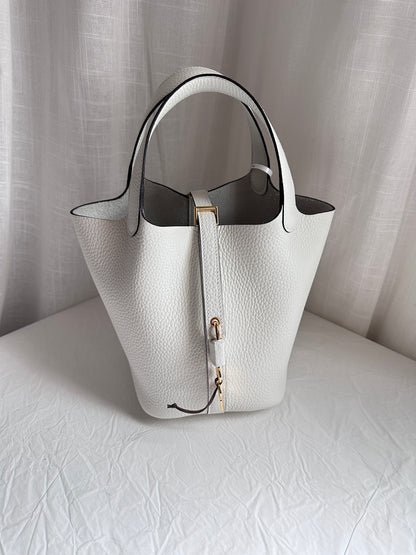 P18 White GHW