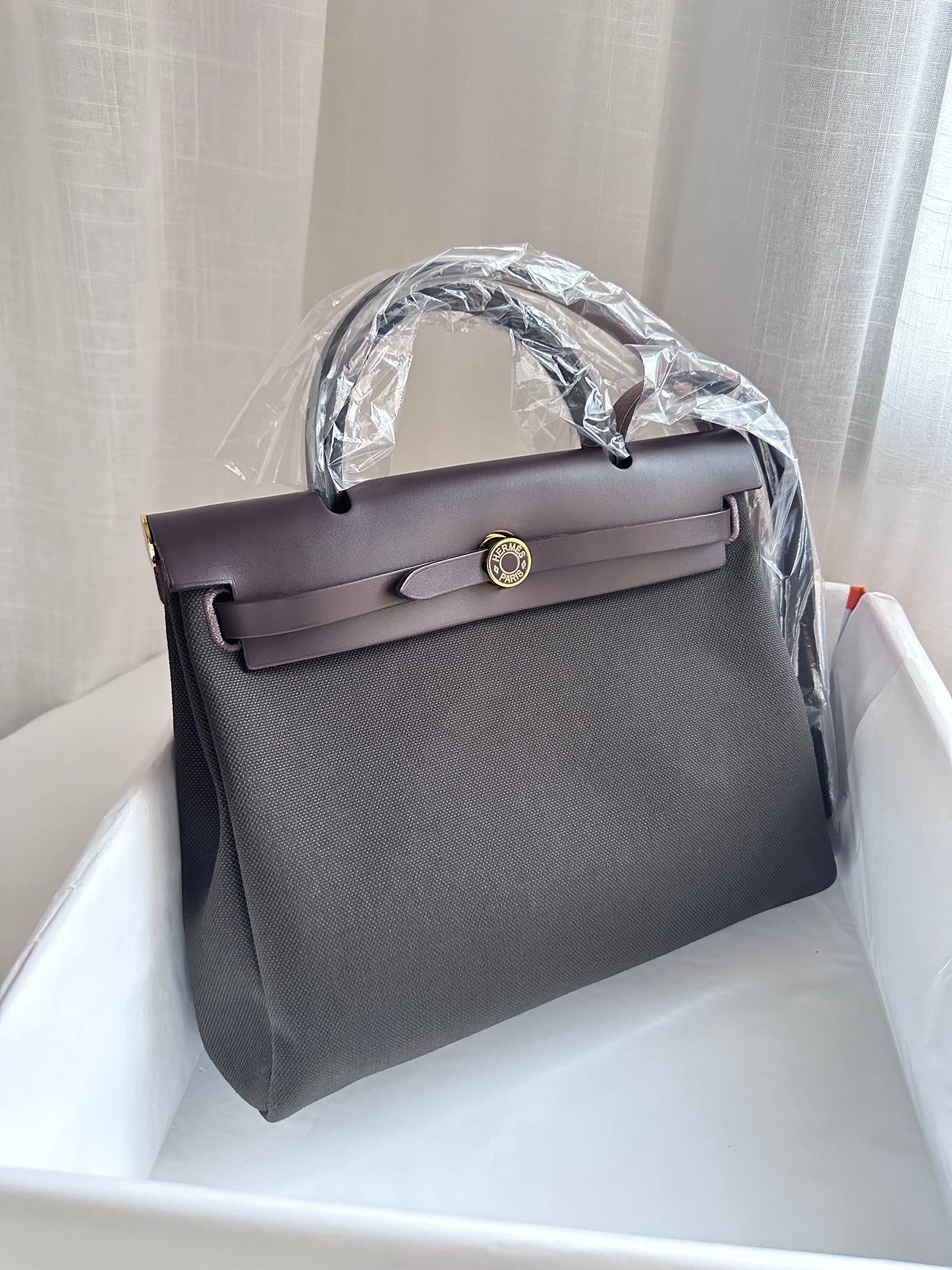 HERBAG 31 Dark Bronze/Ebene LAQUE