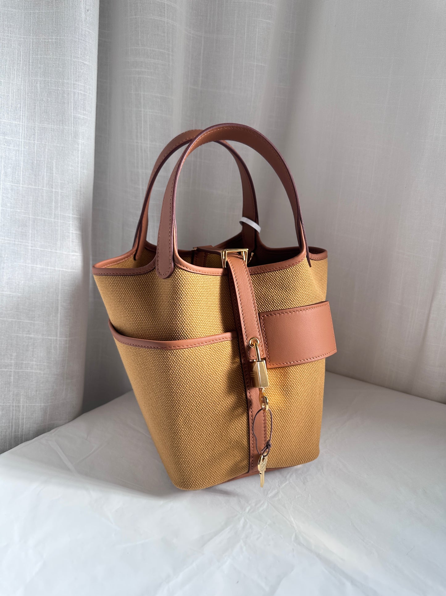 P18 Désert/Gold GHW