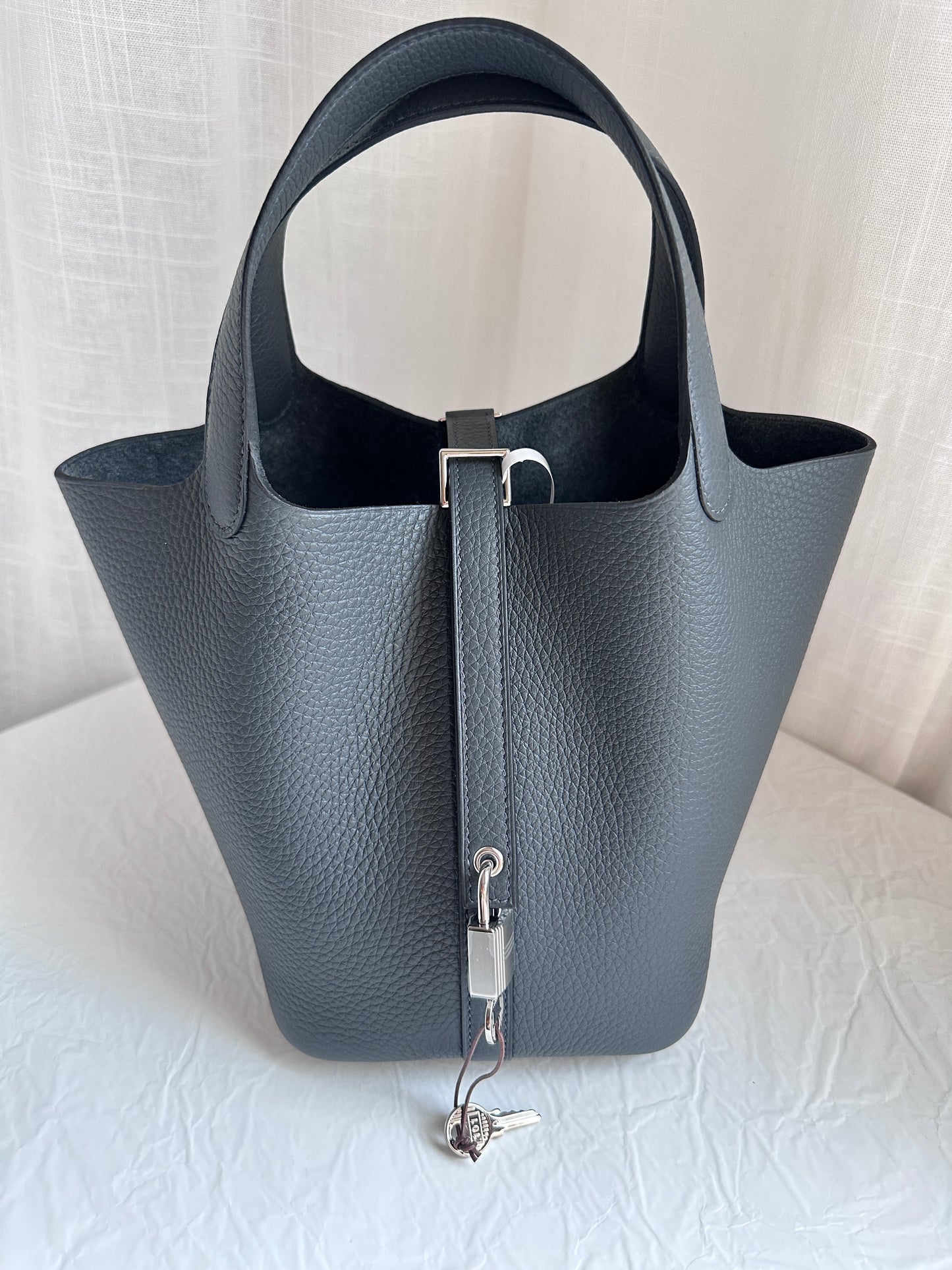P18 Gris Misty PHW