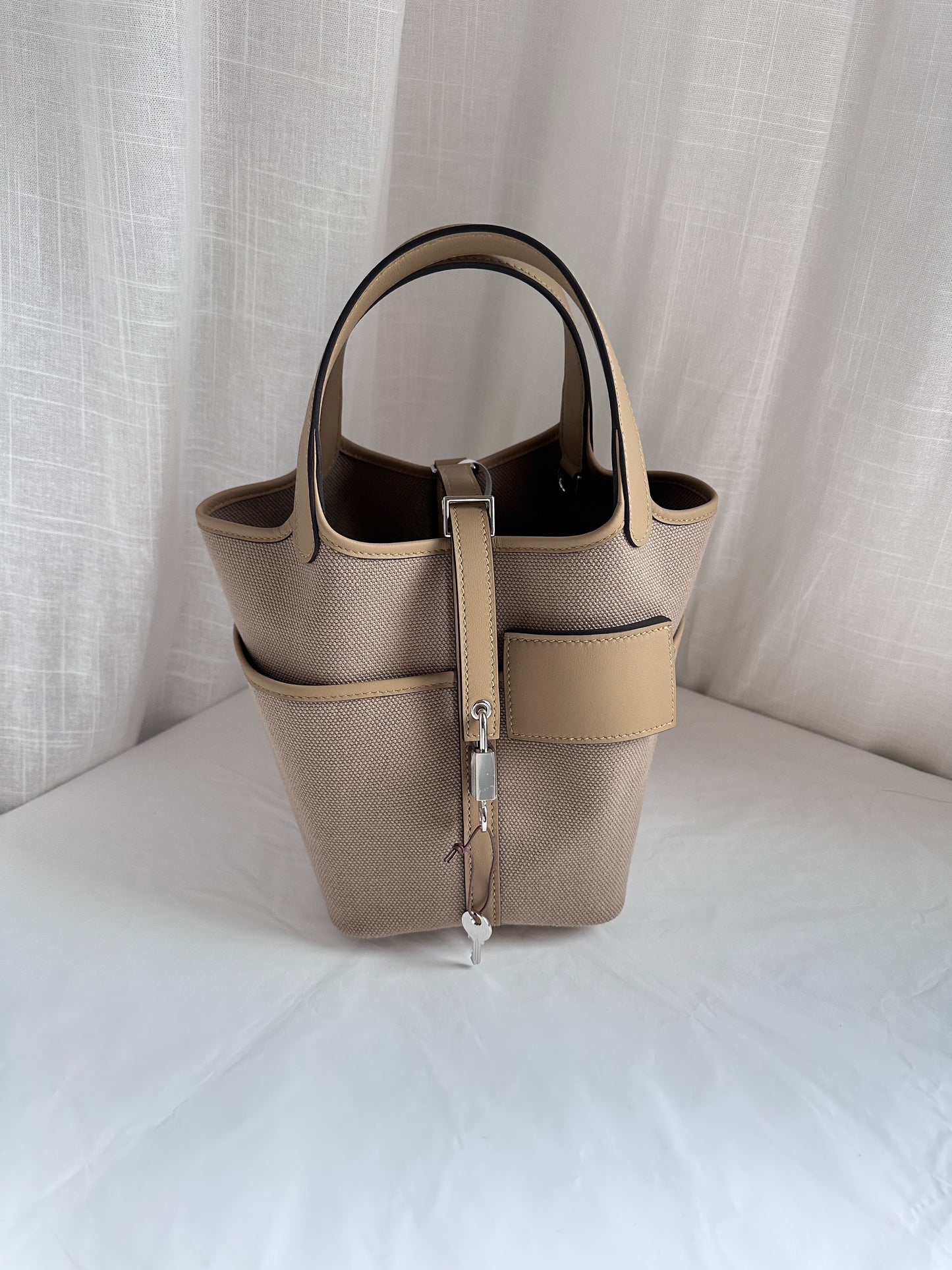 P18 Beige Marfa/Poussiere PHW