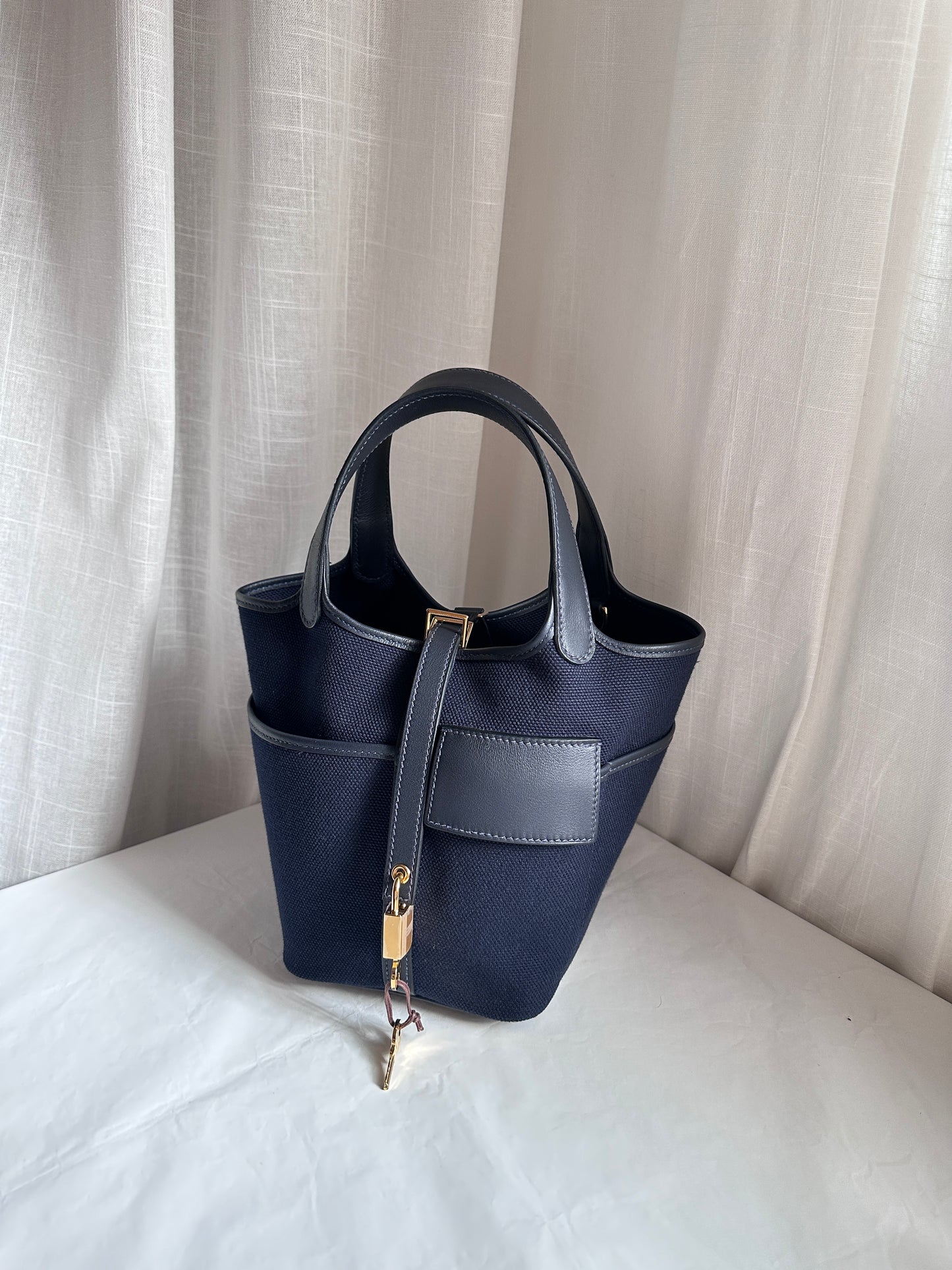 P18 Blue Marine/Caban GHW