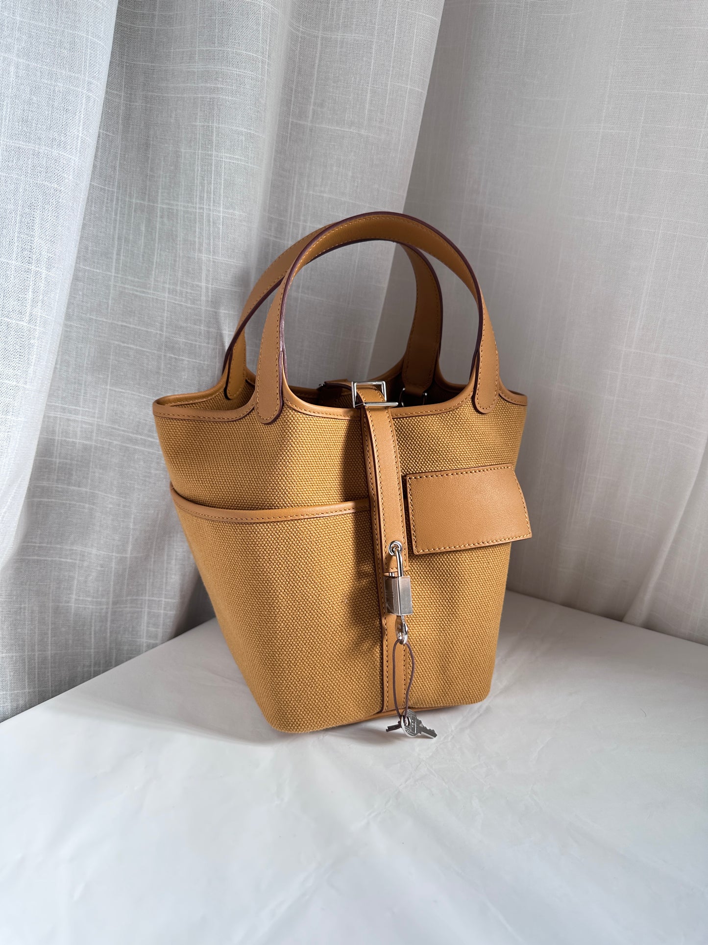 P18 Desert/Sesame PHW