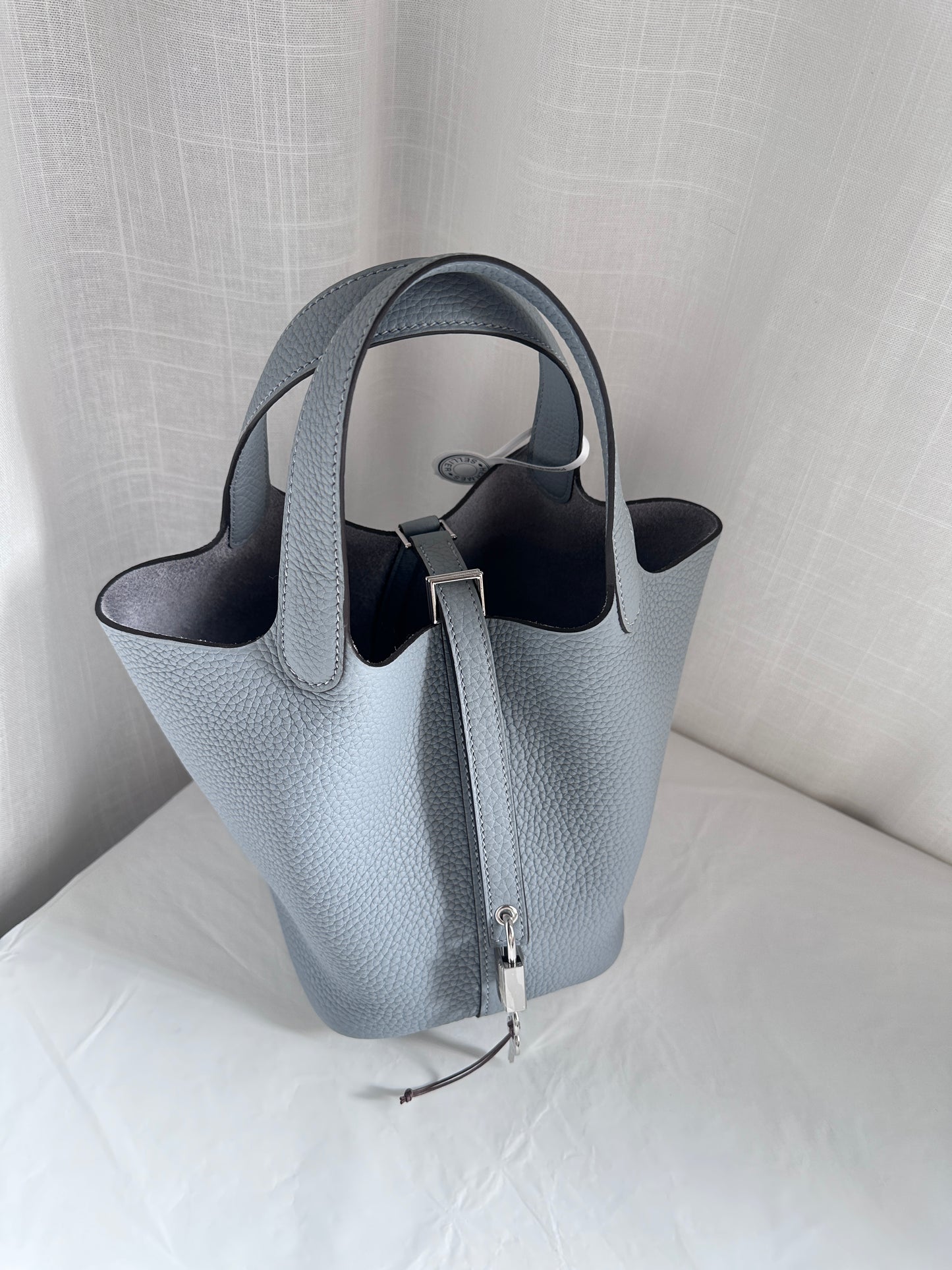 P18 Gris Pantin PHW