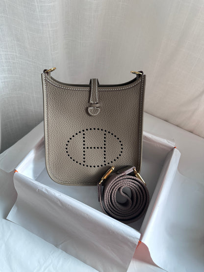 EVELYNE 16 Etoupe/Etoupe GHW