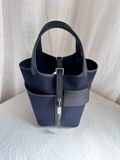 P18 Blue Marine/Black PHW