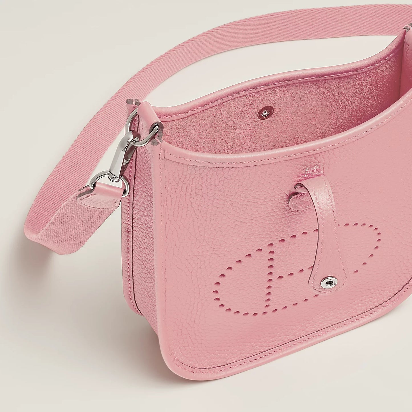 EVELYNE 16 Rose Sakura PHW