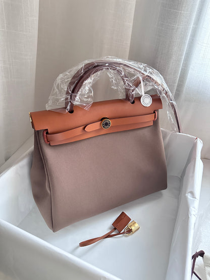 HERBAG 31 Etoupe/Fauve/Ebene LAQUE